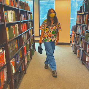 Meet your Posher, Isa